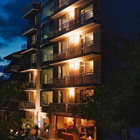 Alexandrov Plaza Studio Apartment